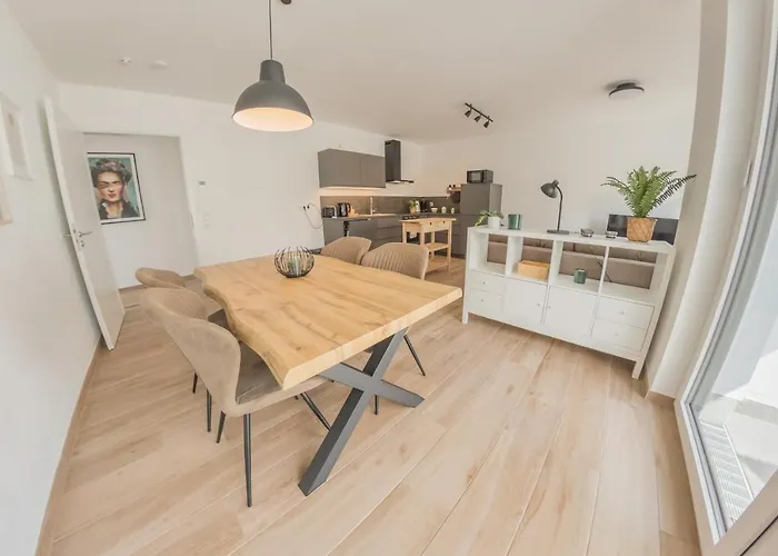 Appartement Luxus Mit Eigenem Parkplatz Und E-ladestation