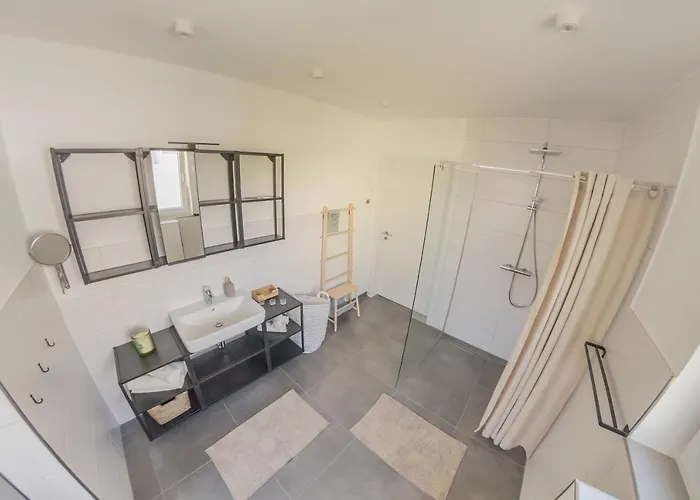 Luxus Mit Eigenem Parkplatz Und E-ladestation Appartement *